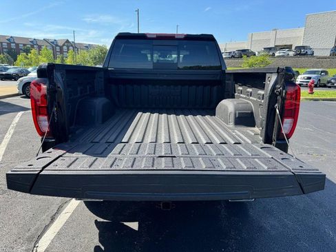 Used 2026 GMC Sierra 1500 Elevation w/ Elevation Premium Package AWD/4WD image 6
