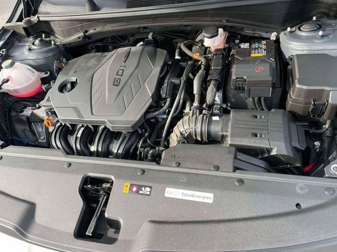 Used 2024 Kia Sportage LX image 36