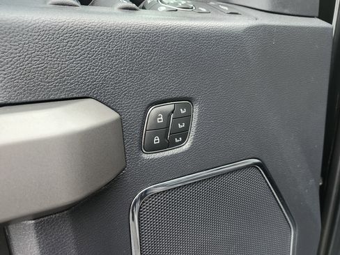 Used 2022 Ford F350 Platinum AWD/4WD image 29