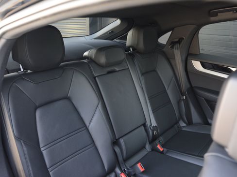 Certified 2026 Porsche Cayenne Coupe AWD/4WD image 36