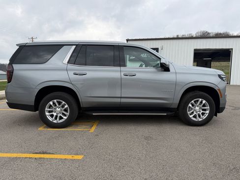 Used 2025 Chevrolet Tahoe LT AWD/4WD image 4