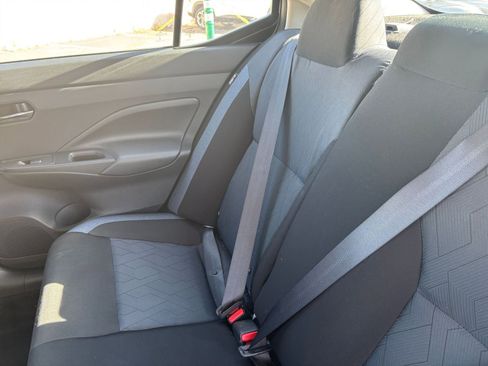 Used 2025 Nissan Versa SV FWD image 37