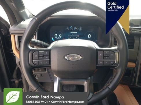 Used 2023 Ford Expedition Platinum image 16