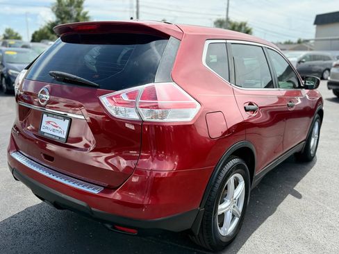 Used 2016 Nissan Rogue S FWD image 3
