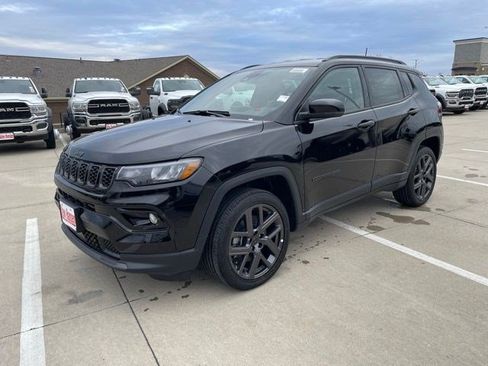 New 2026 Jeep Compass Limited AWD/4WD image 1