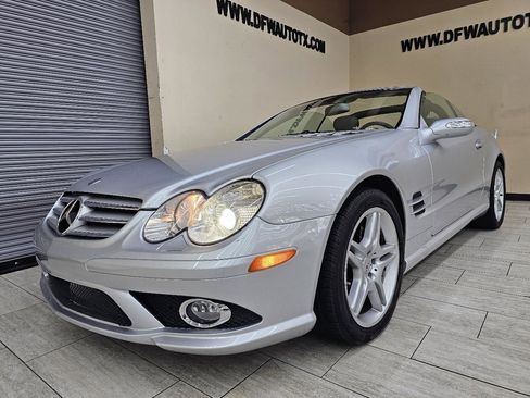 Used 2008 Mercedes-Benz SL 550 image 2