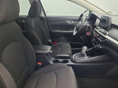 Used 2019 Kia Forte LXS FWD image 21
