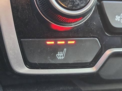 Used 2019 Honda CR-V EX image 11