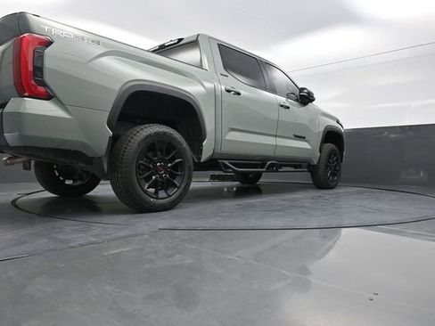 Used 2025 Toyota Tundra Limited w/ TRD Off-Road Package AWD/4WD image 36