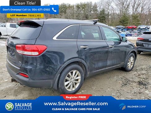 Used 2017 Kia Sorento AWD image 4