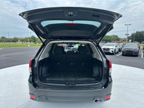 Certified 2023 Subaru Forester Premium AWD/4WD image 9