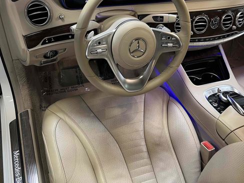 Used 2019 Mercedes-Benz S 560 Sedan image 45