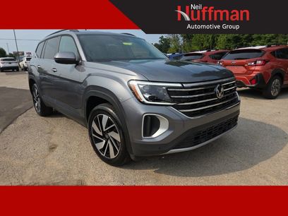 Used 2025 Volkswagen Atlas SE