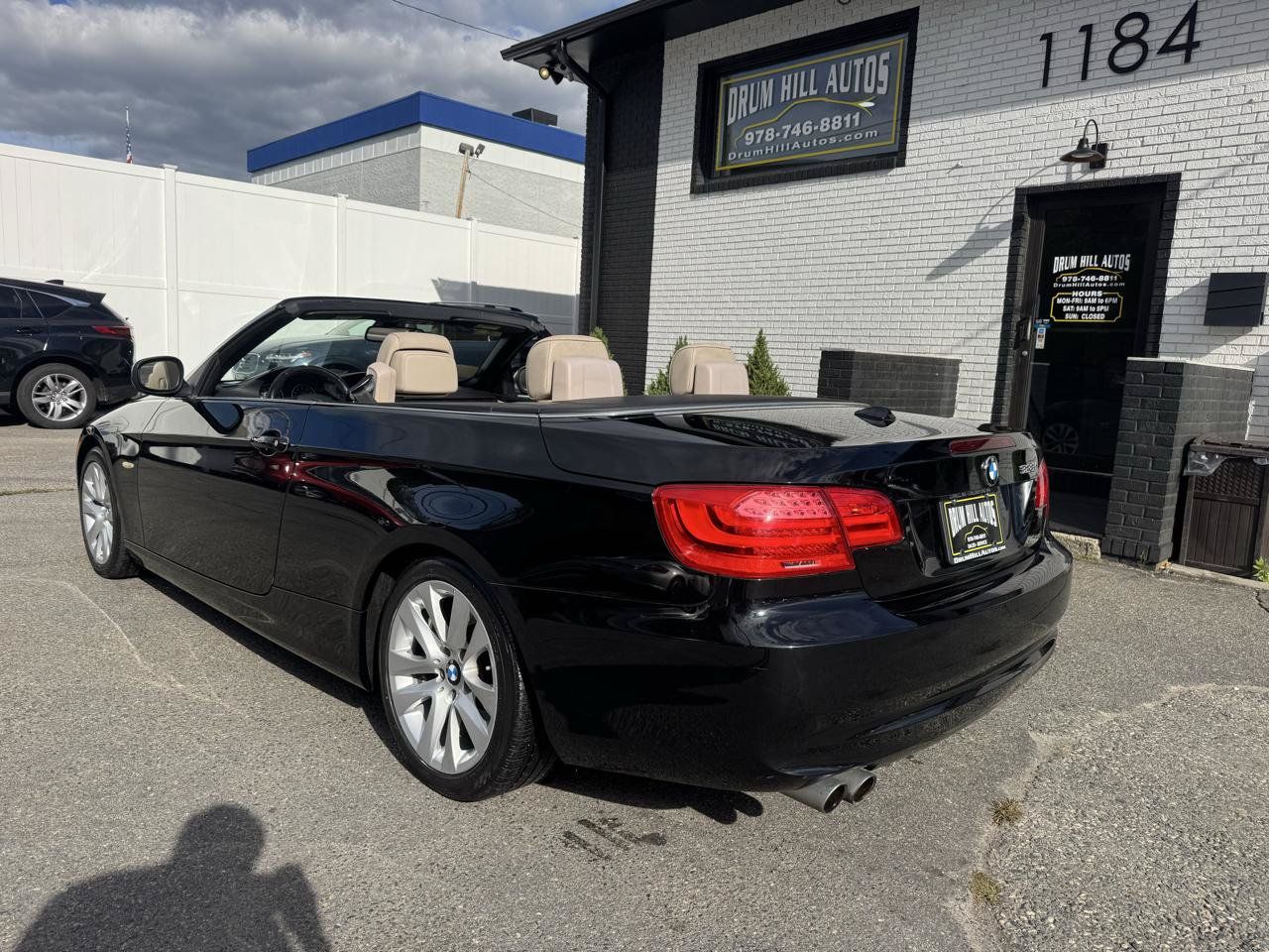 Used 2011 BMW 328i Convertible RWD image 6