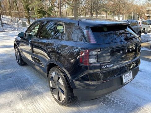 New 2026 Volvo EX30 Plus w/ Climate Package image 5