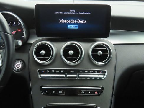 Certified 2021 Mercedes-Benz GLC 300 image 14