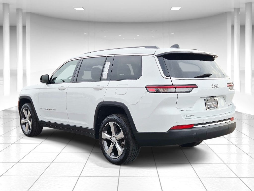 Used 2022 Jeep Grand Cherokee L Limited AWD/4WD image 5