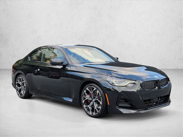Used 2025 BMW 230i Coupe w/ M Sport Package RWD image 3