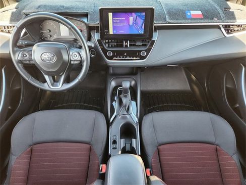 Used 2025 Toyota Corolla SE image 24
