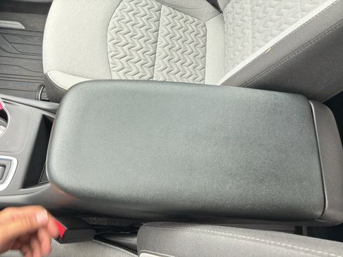 Used 2024 Chevrolet Equinox LS w/ LS Convenience Package FWD image 30