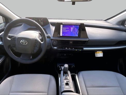 Used 2026 Toyota Prius LE FWD image 12