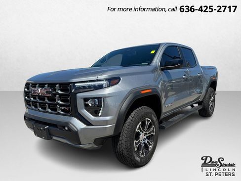 Used 2025 GMC Canyon AT4 image 1