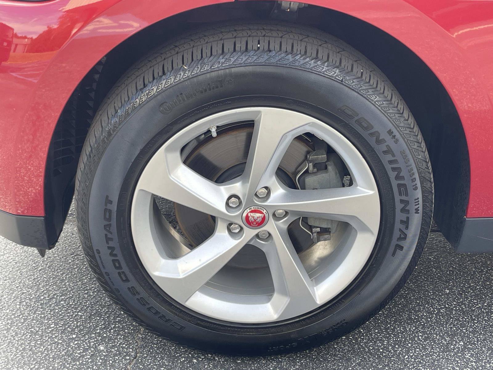 Used 2018 Jaguar F-PACE Premium AWD/4WD image 13