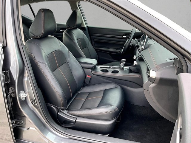 Used 2019 Nissan Altima 2.5 SR FWD image 9
