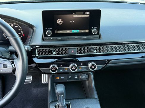 Used 2025 Honda Civic Sport image 18