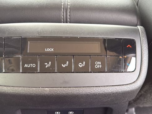 Certified 2023 Nissan Pathfinder SL AWD/4WD image 13