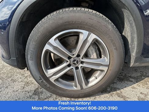 Used 2019 Mercedes-Benz GLC 350e 4MATIC image 9