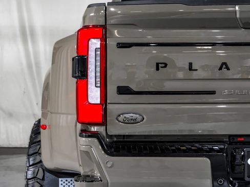 Used 2026 Ford F450 Platinum AWD/4WD image 43