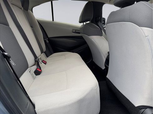 Used 2022 Toyota Corolla LE w/ Carpet Mat Package (TMS) image 24