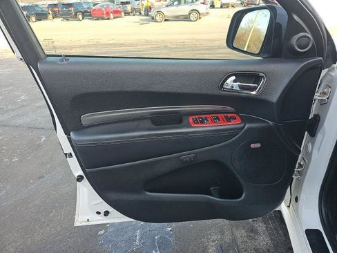 Used 2018 Dodge Durango SRT image 8