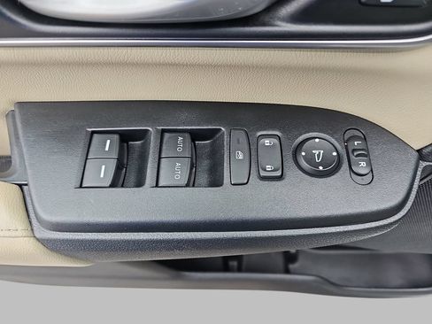 Used 2021 Honda CR-V Touring image 34