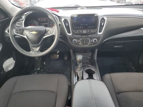 Used 2022 Chevrolet Malibu LT image 27