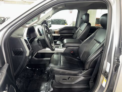 Used 2020 Ford F150 Lariat w/ Equipment Group 502A Luxury AWD/4WD image 19