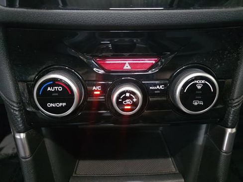 Used 2023 Subaru Forester Premium AWD/4WD image 17