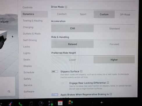 Used 2024 Tesla Cybertruck AWD Crew Cab image 14