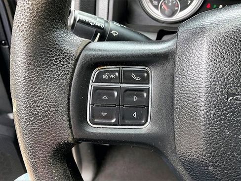 Used 2017 RAM 1500 Classic SLT image 10