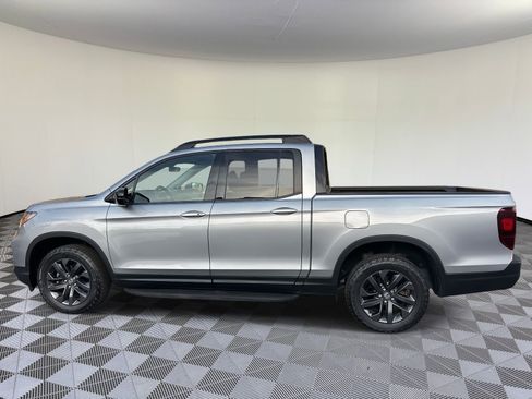 Used 2021 Honda Ridgeline Sport image 5