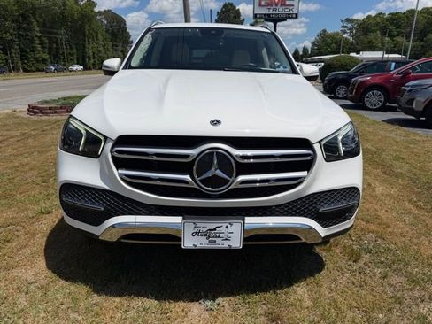 Used 2022 Mercedes-Benz GLE 450 4MATIC image 2