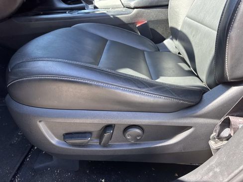 Used 2021 INFINITI QX50 Luxe w/ Appearance Package image 19