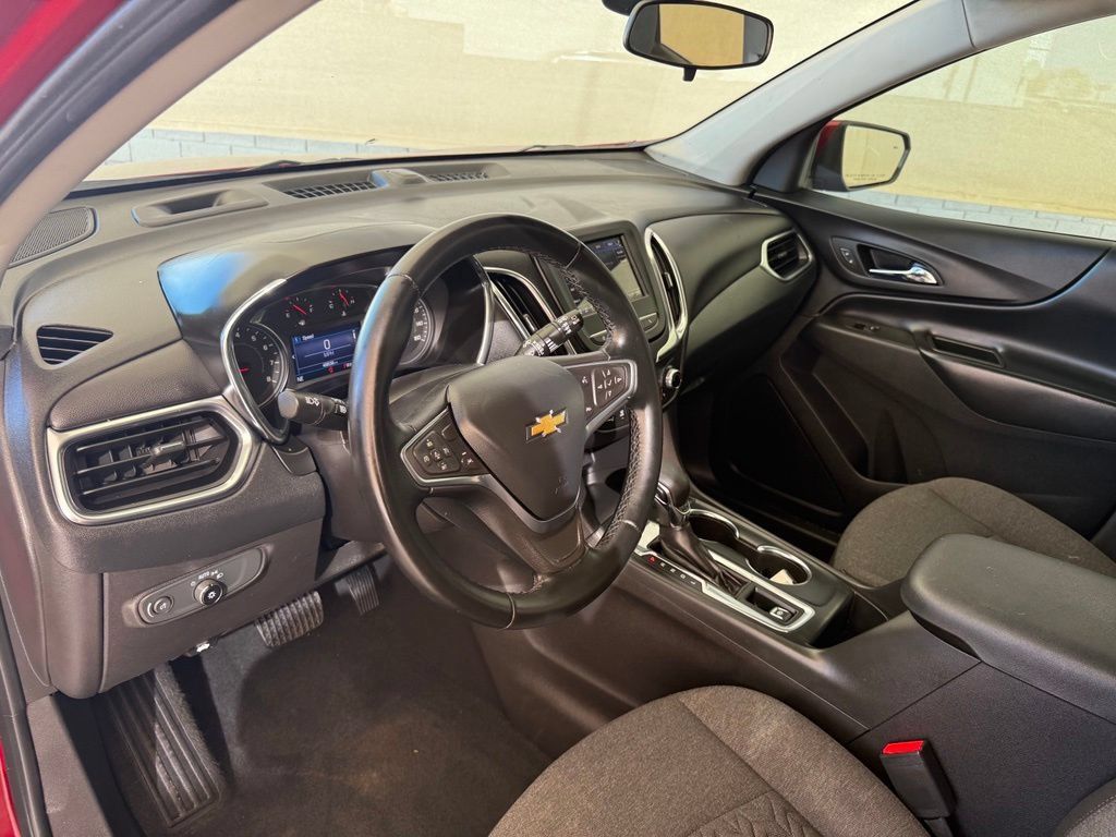Used 2023 Chevrolet Equinox LT FWD image 23