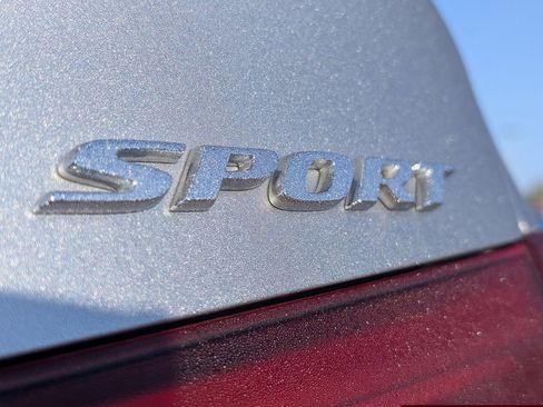 Used 2023 Honda Civic Sport image 30