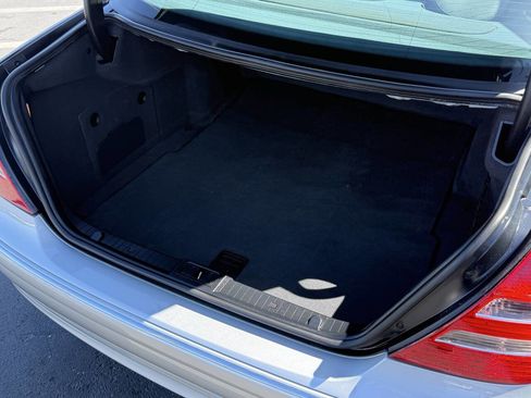 Used 2004 Mercedes-Benz E 320 Sedan image 14