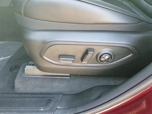 New 2025 Jeep Grand Cherokee Limited w/ MOPAR Finishing Package image 12