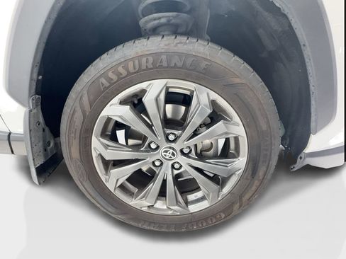 Used 2023 Toyota RAV4 Limited AWD/4WD image 13