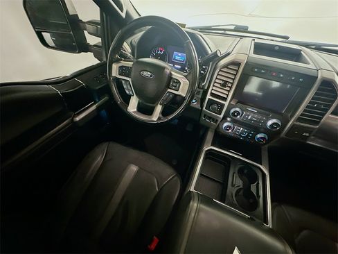 Used 2019 Ford F350 Platinum w/ Platinum Ultimate Package image 9