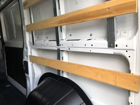 Used 2025 RAM ProMaster 2500 w/ U-Haul Equipment Group FWD image 21
